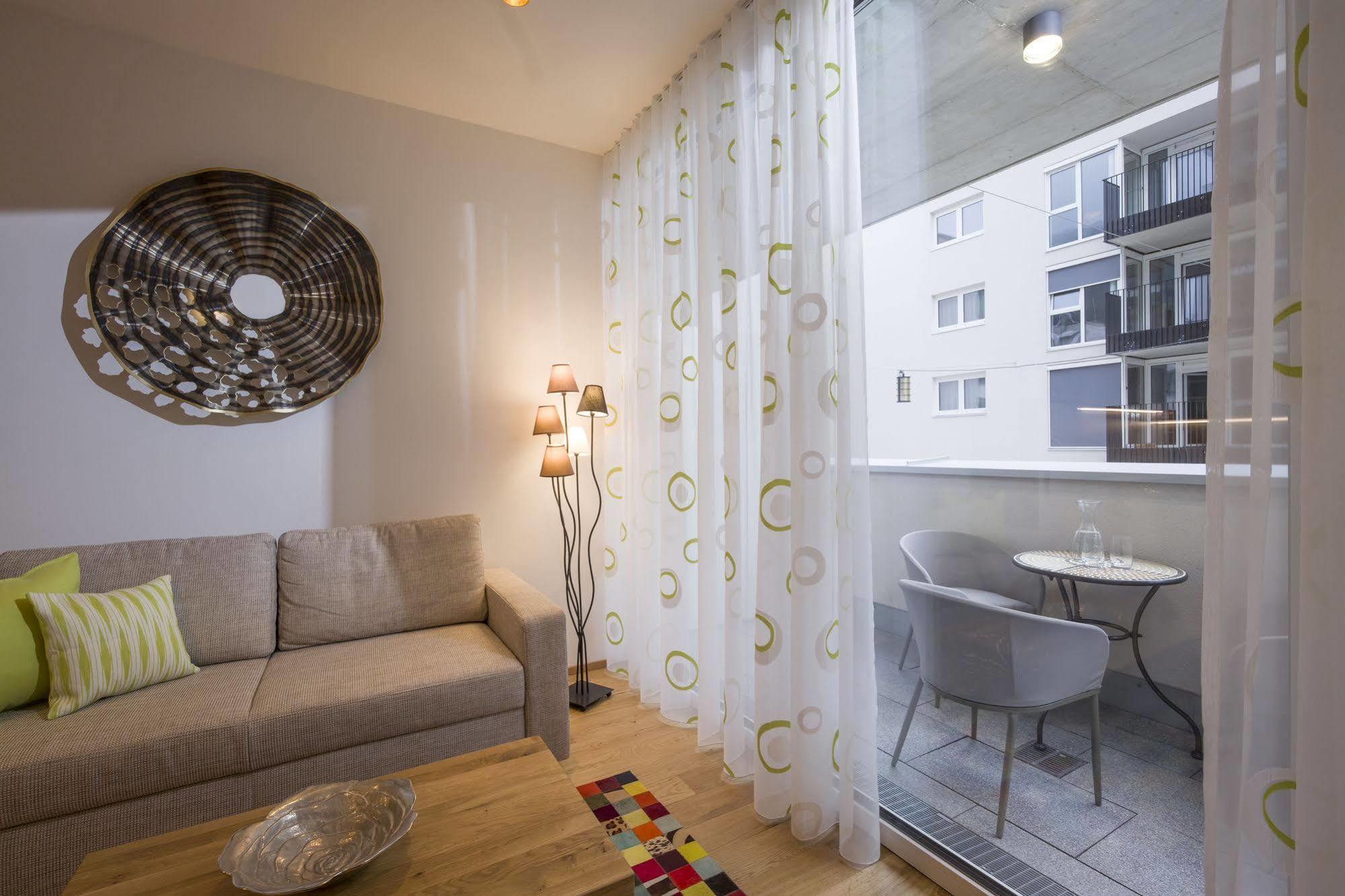 Private Living Apartments Kufstein Exterior foto
